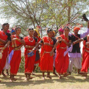 Members of Korku tribe of Madhya Pradesh presenting a dance performance