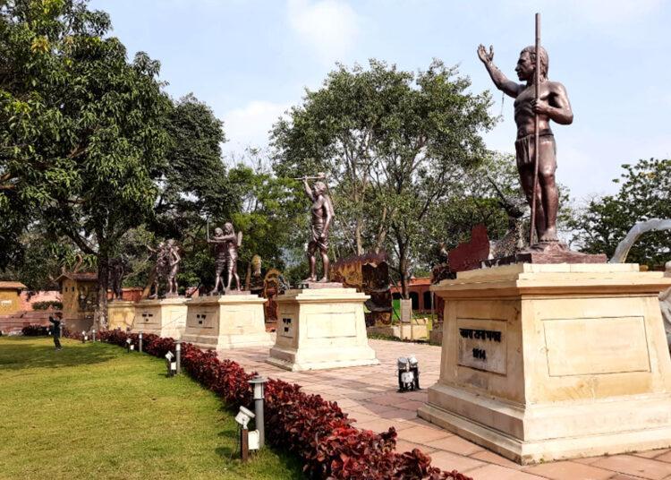 बिरसा मुंडा संग्रहालय एवं स्मृति उद्यान में झारखण्ड के जनजातीय स्वतंत्रता सेनानियों की प्रतिमाएं