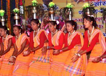 Jharkhand Dance And Music | The Indian Tribal