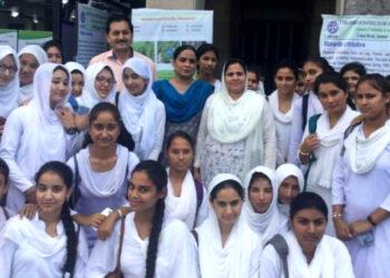 पुंछ के पथरीले रास्तों से प्रोफेसर बनने तक