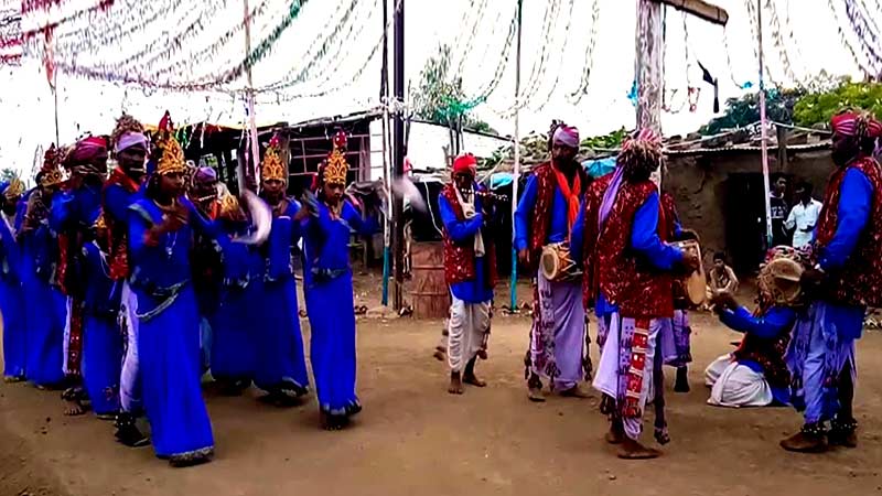 The Indian Tribal - Gaduli-Susun Dance, Telangana