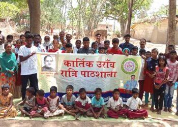 The Indian Tribal News | Kartik Oraon Ratri Pathshala are operating smoothly in different villages of Ranchi, Lohardaga, Gumla and Khunti districts