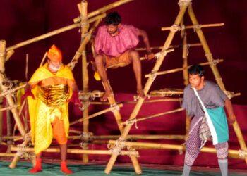 The Indian Tribal | Tribes of Odisha - tribal stage performance