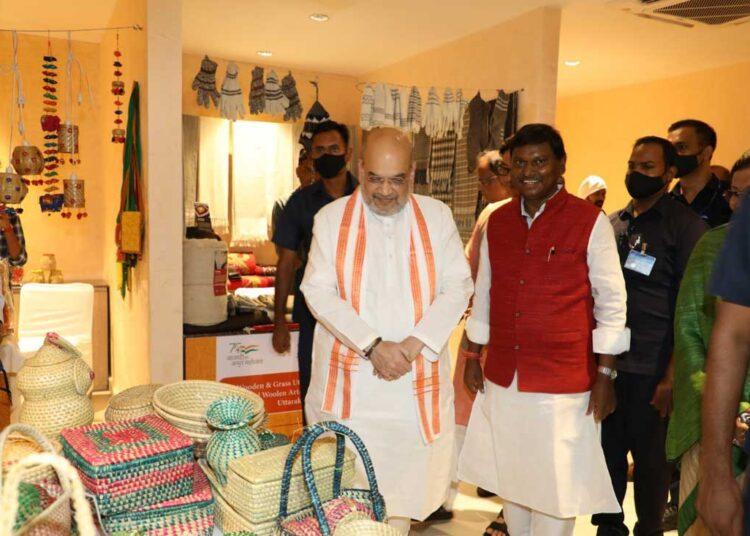 Union Ministers Amit Shah and Arjun Munda at the exhibition during the launch of NTRI