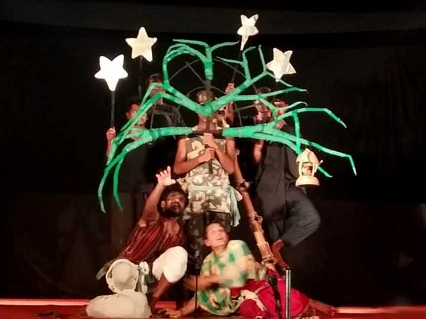 The Indian Tribal | Odisha Tribal Talent | Theatre Entertainment | drama based on bihanga bipaba story where Nillambar plays the roe of a monkey