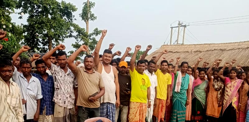 Protesters demanding separate Sarna code