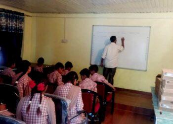 The Indian Tribal News | A smart classroom in a tribal area in J&K