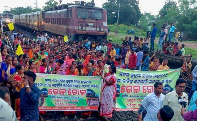 The Indian Tribal | Protestors Block Railway Tracks