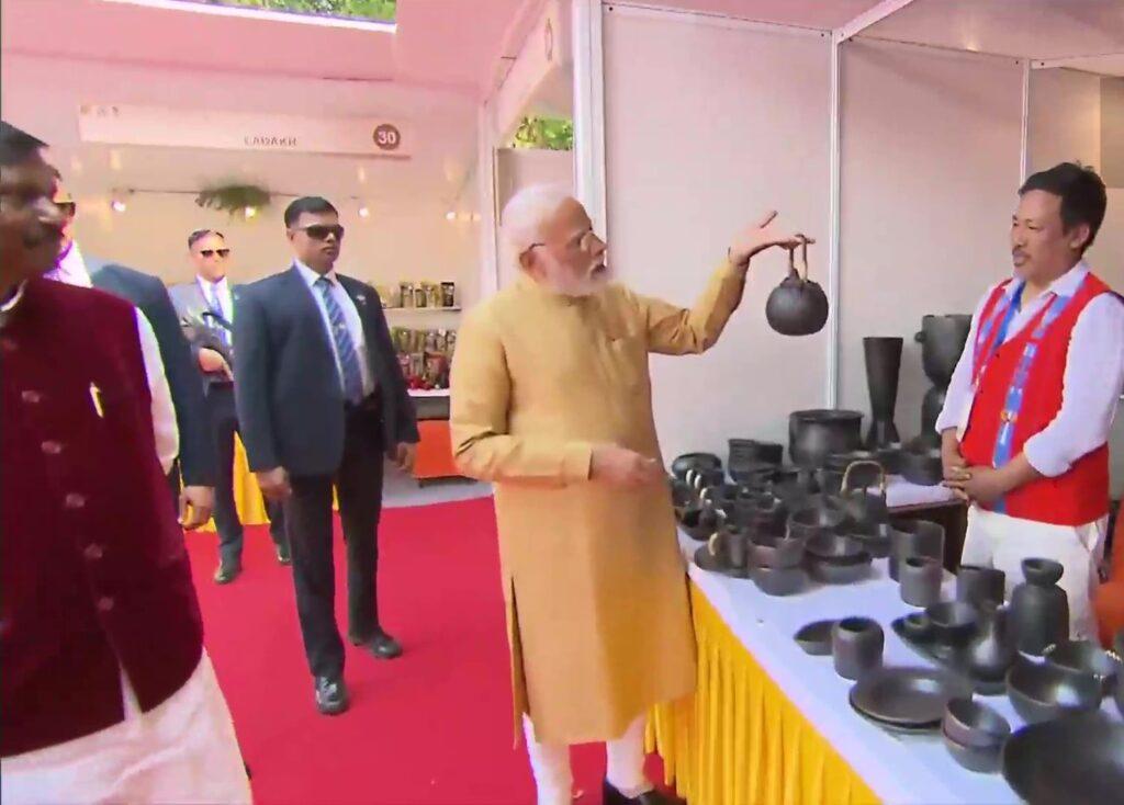 Aadi Mahotsav - The PM Visiting One Of The Stalls