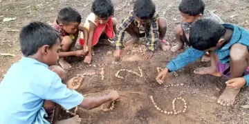 The Indian Tribal | Children learning counting through stones